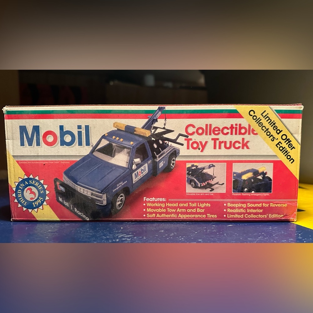 1995 Collectable Mobil Toy Truck